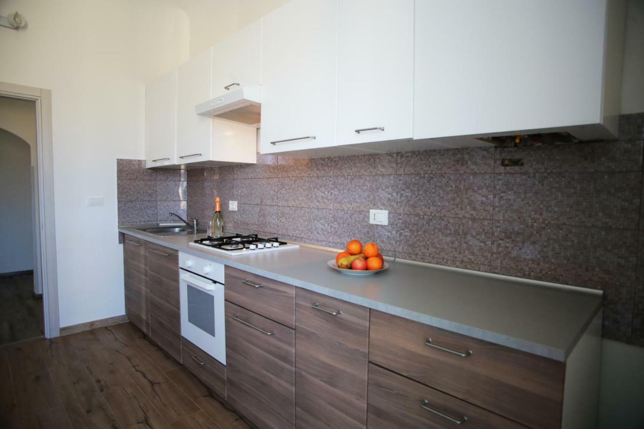 Отель Casa Viorica Анкона Экстерьер фото